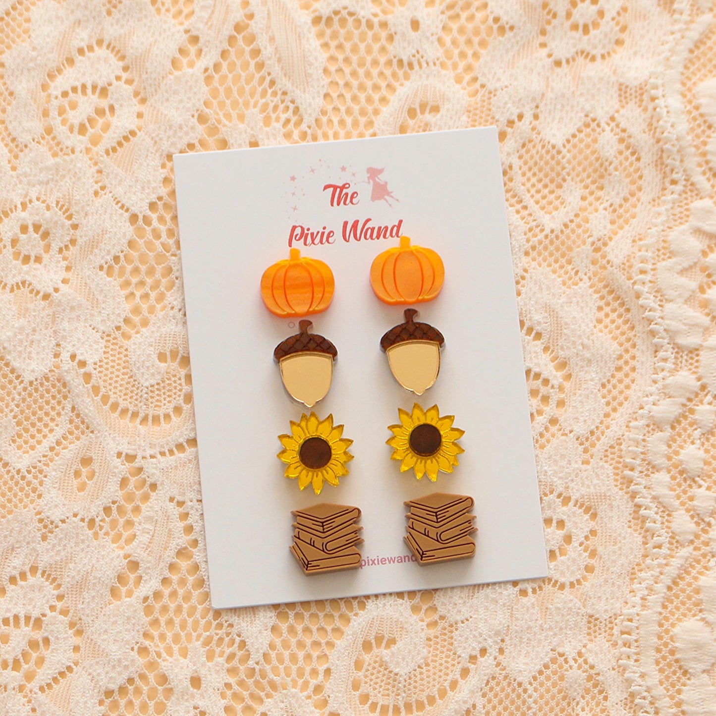 Cosy season studs (pack of 4)