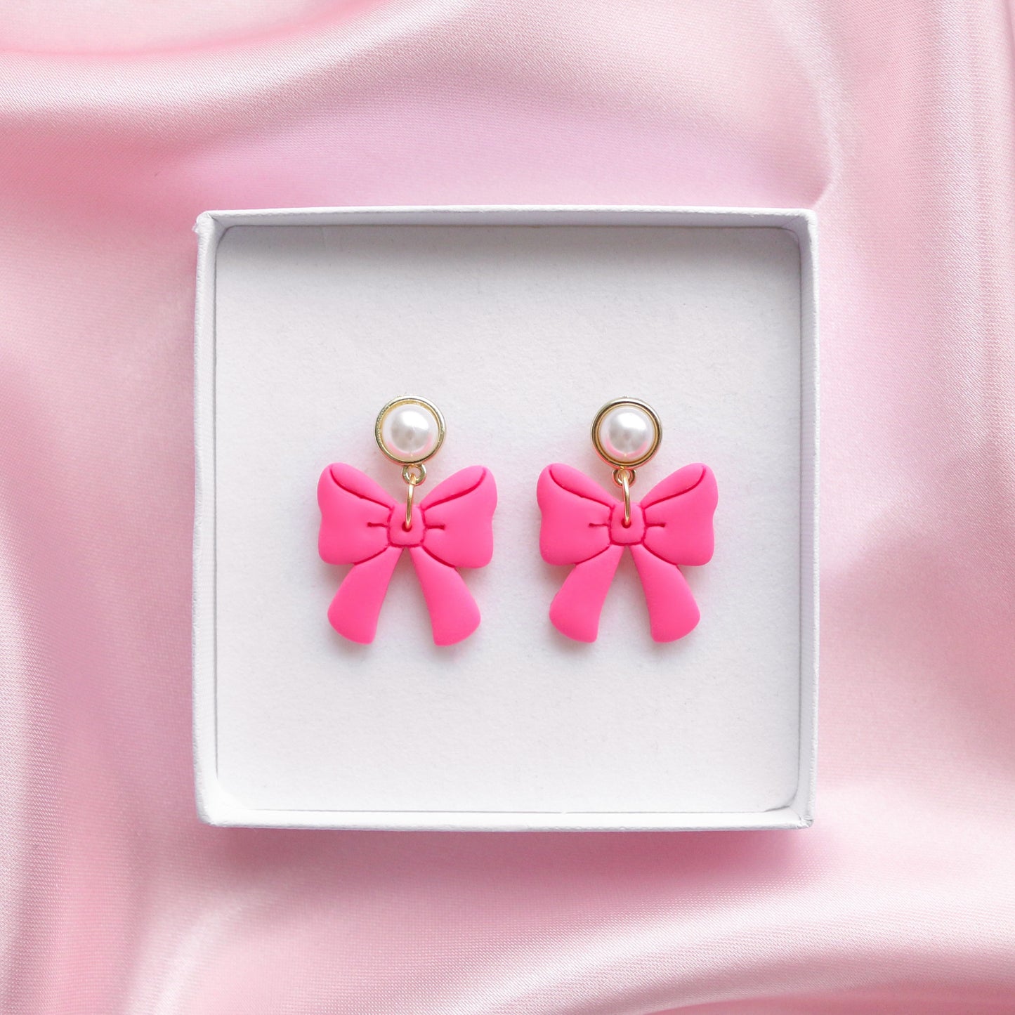 Hot pink bow