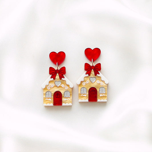 Red gingerbread house